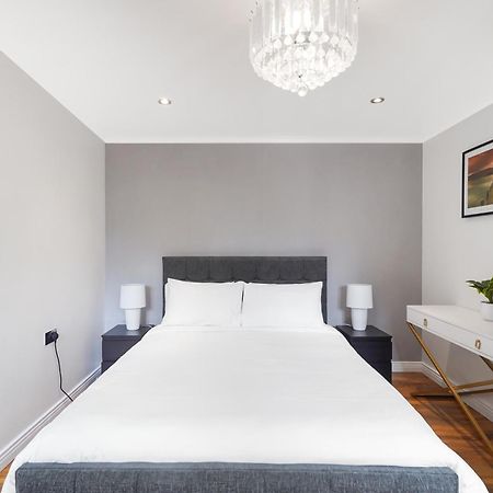A Beautiful Stylish 2 Bedroom Apartment -City Of London Ngoại thất bức ảnh