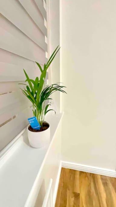A Beautiful Stylish 2 Bedroom Apartment -City Of London Ngoại thất bức ảnh