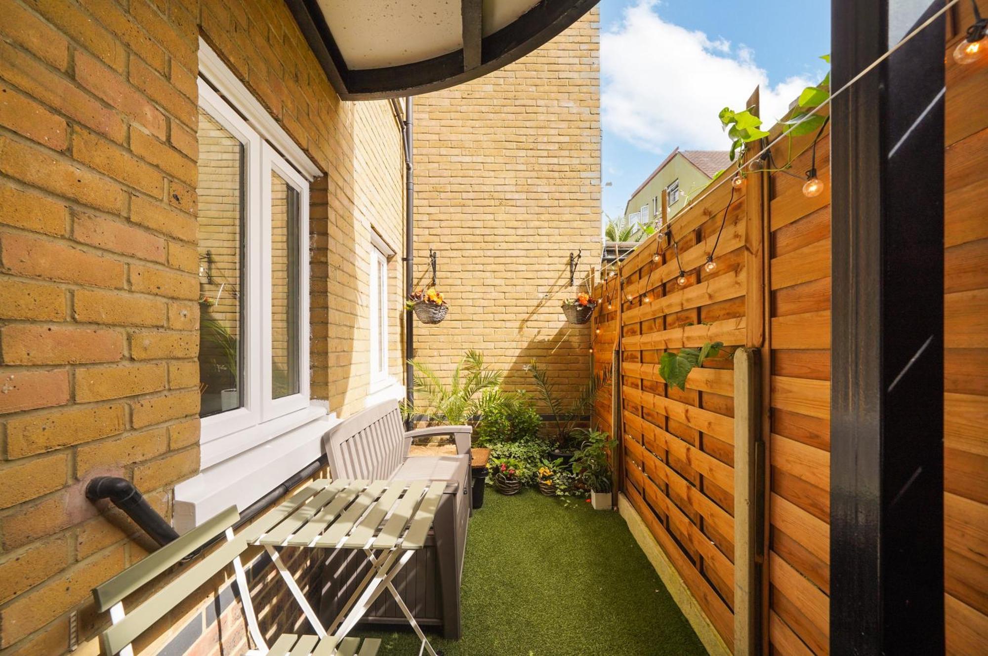 A Beautiful Stylish 2 Bedroom Apartment -City Of London Ngoại thất bức ảnh