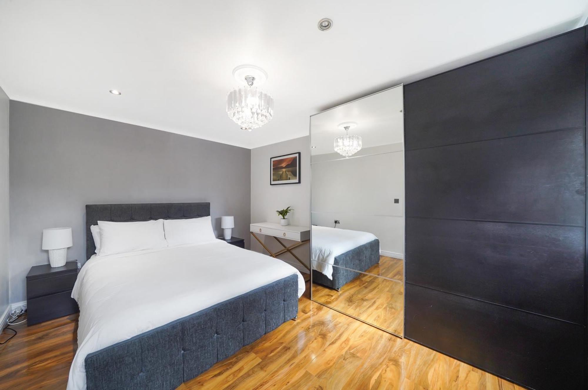 A Beautiful Stylish 2 Bedroom Apartment -City Of London Ngoại thất bức ảnh